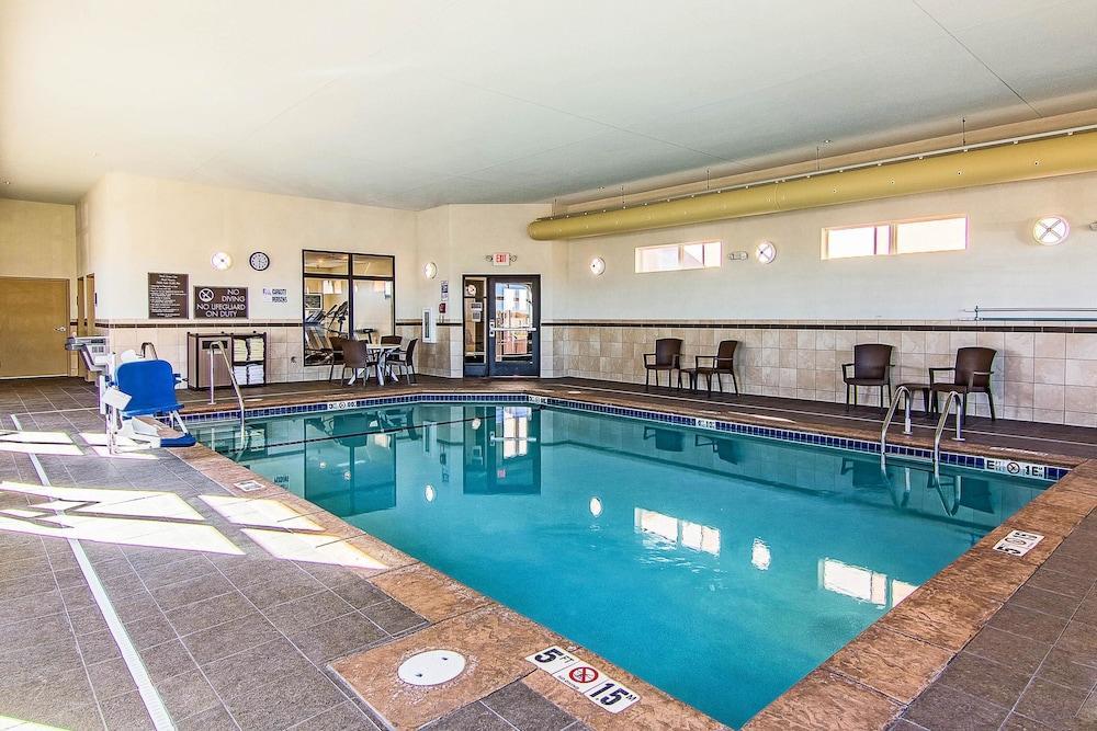 Baymont By Wyndham Flat Rock Hotel Exterior photo