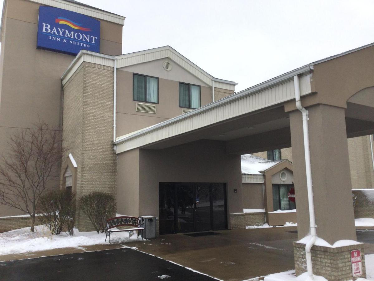 Baymont By Wyndham Flat Rock Hotel Exterior photo