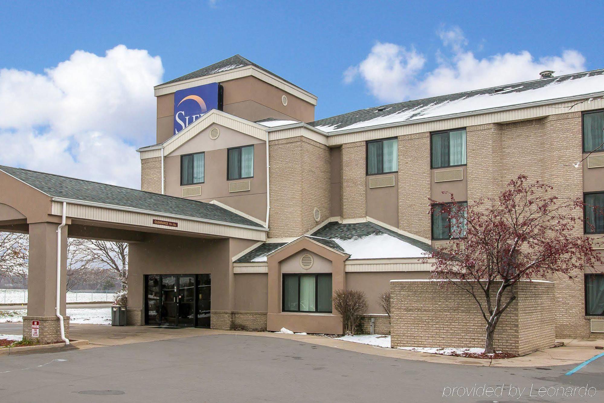 Baymont By Wyndham Flat Rock Hotel Exterior photo